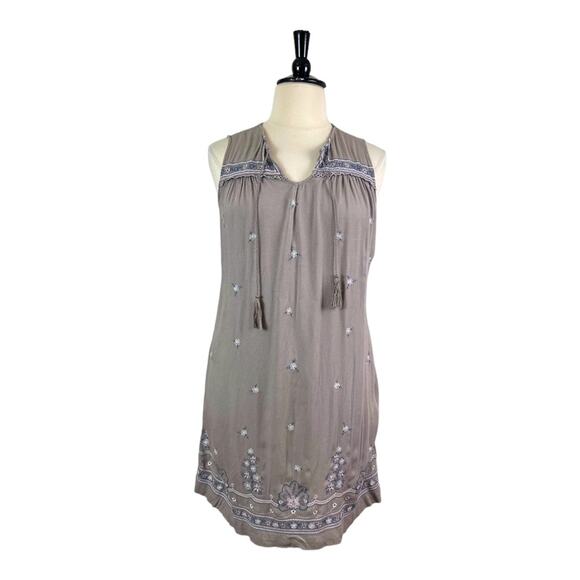 Time and Tru Shift Dress Embroidered Tassel Neck Sleeveless Taupe Women’s XL - Picture 5 of 13